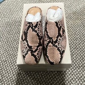 Pour La Victorie mules